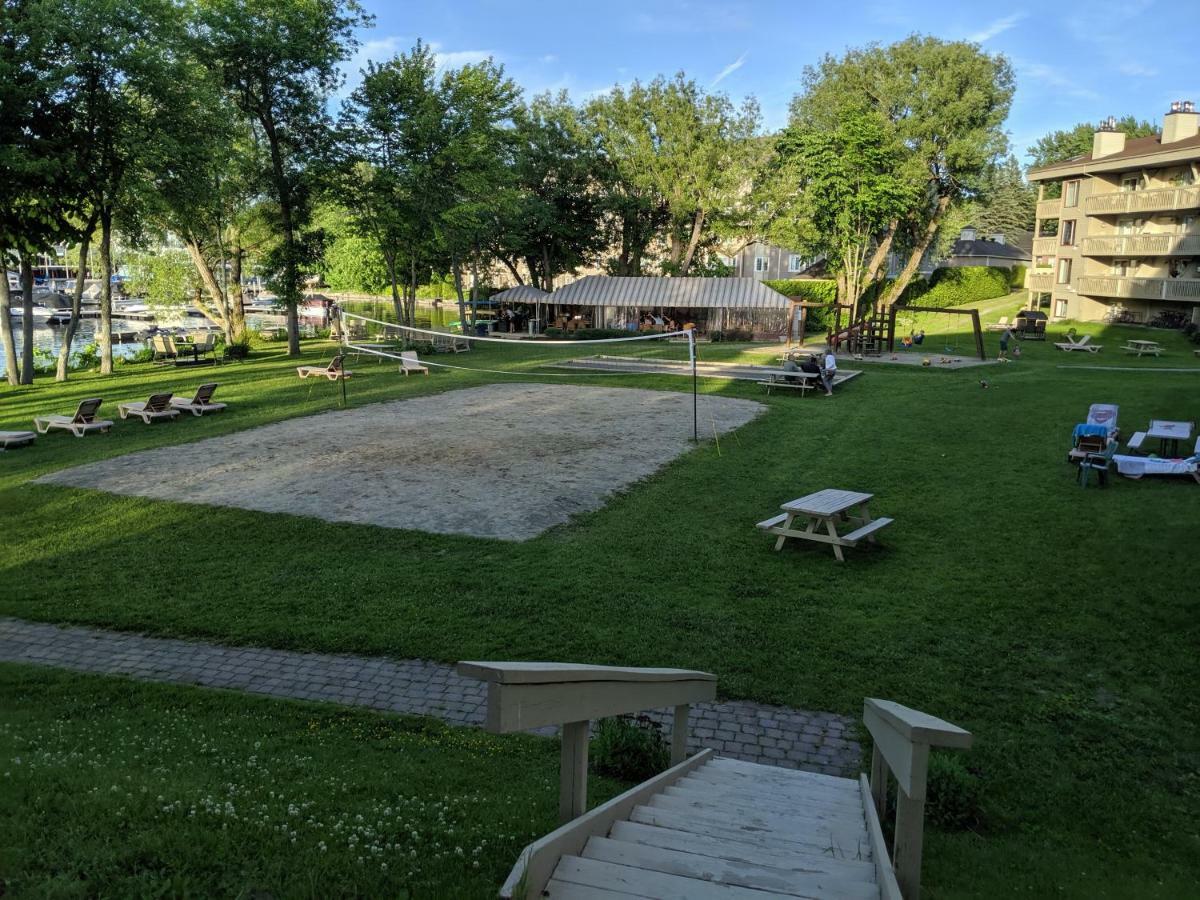 O'Berge Du Village A302 Magog Dış mekan fotoğraf